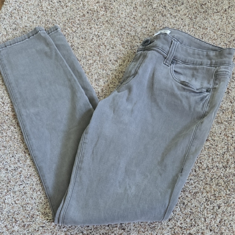 CAbi Gray Skinny Jeans Sleek and Stylish